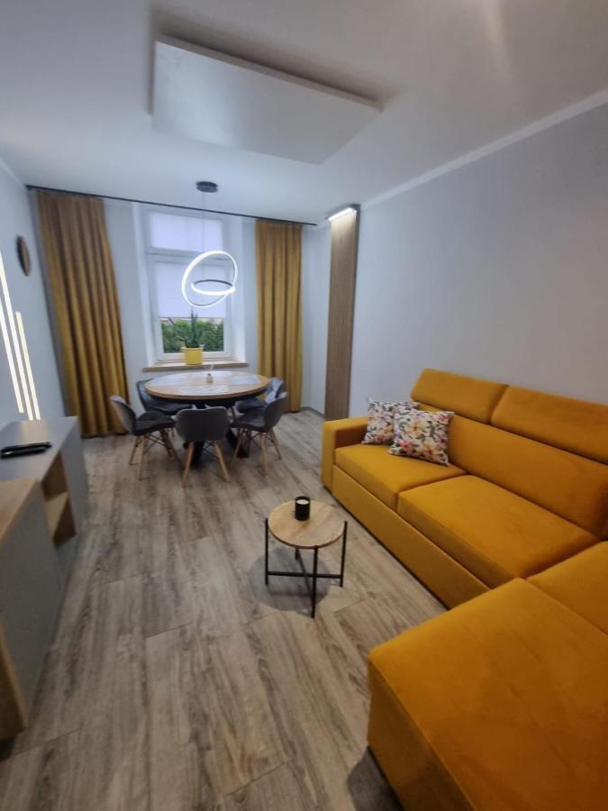 Apartament Lux Lemon Єленя-Ґура Екстер'єр фото
