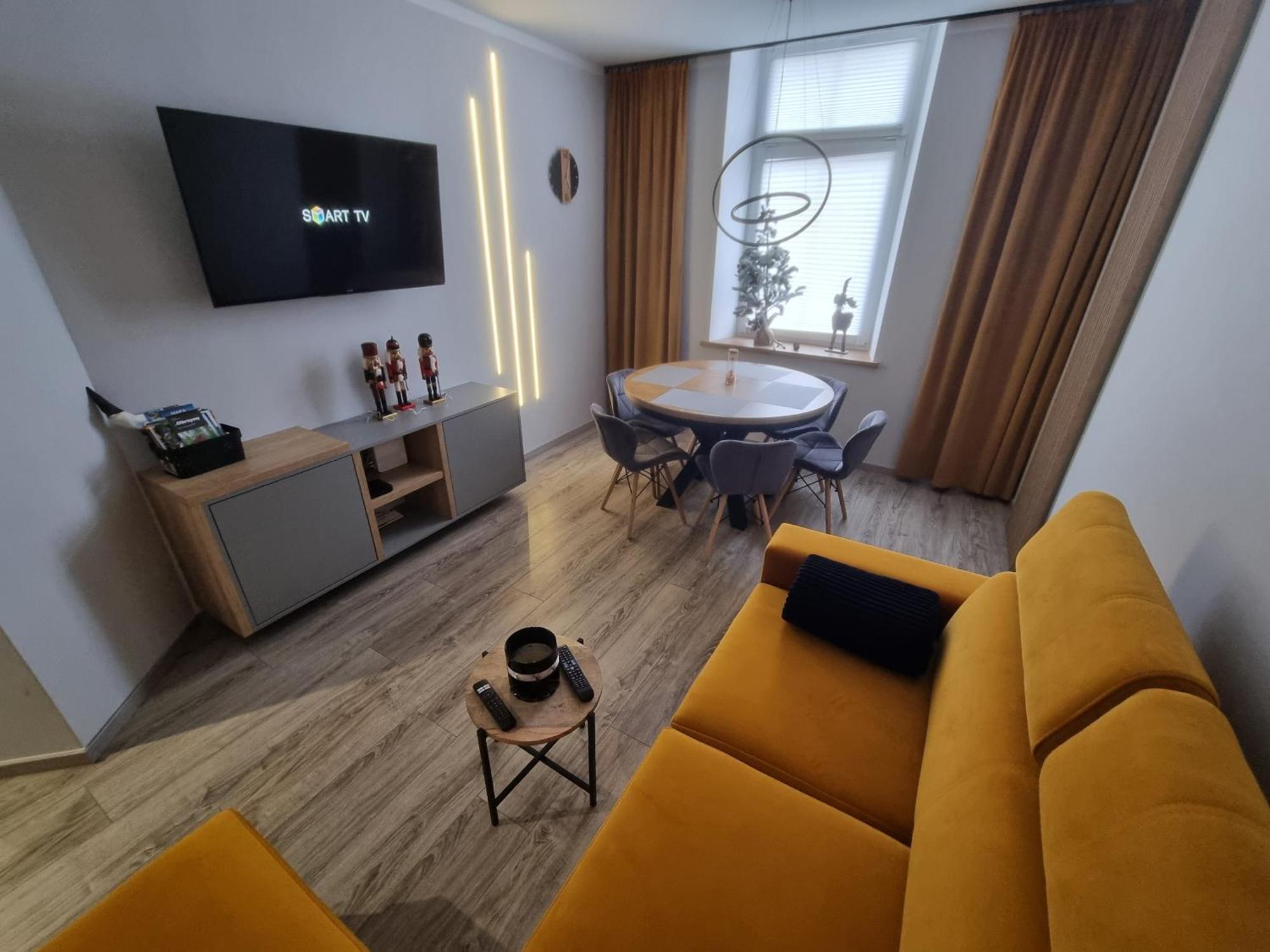 Apartament Lux Lemon Єленя-Ґура Екстер'єр фото