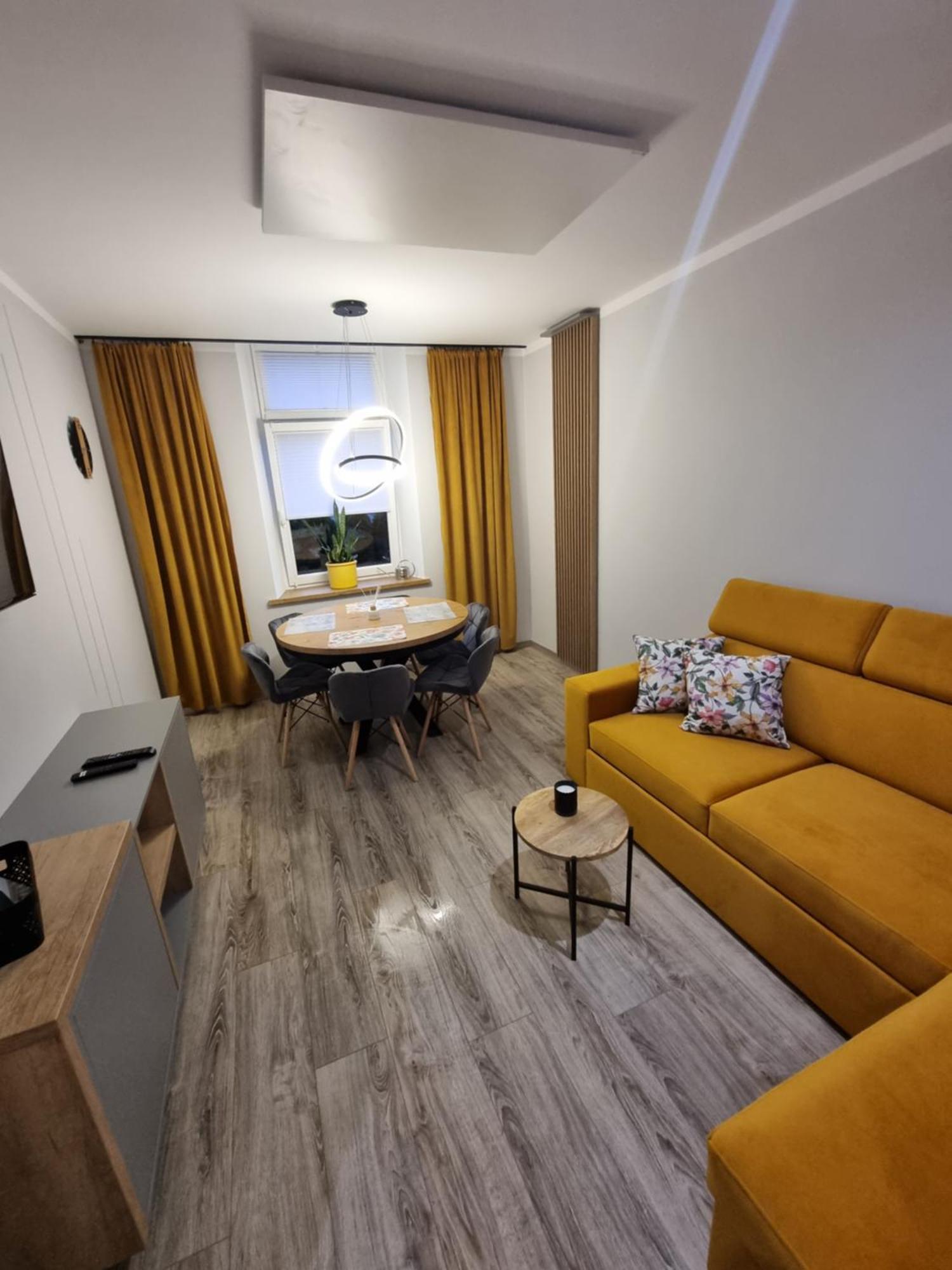 Apartament Lux Lemon Єленя-Ґура Екстер'єр фото