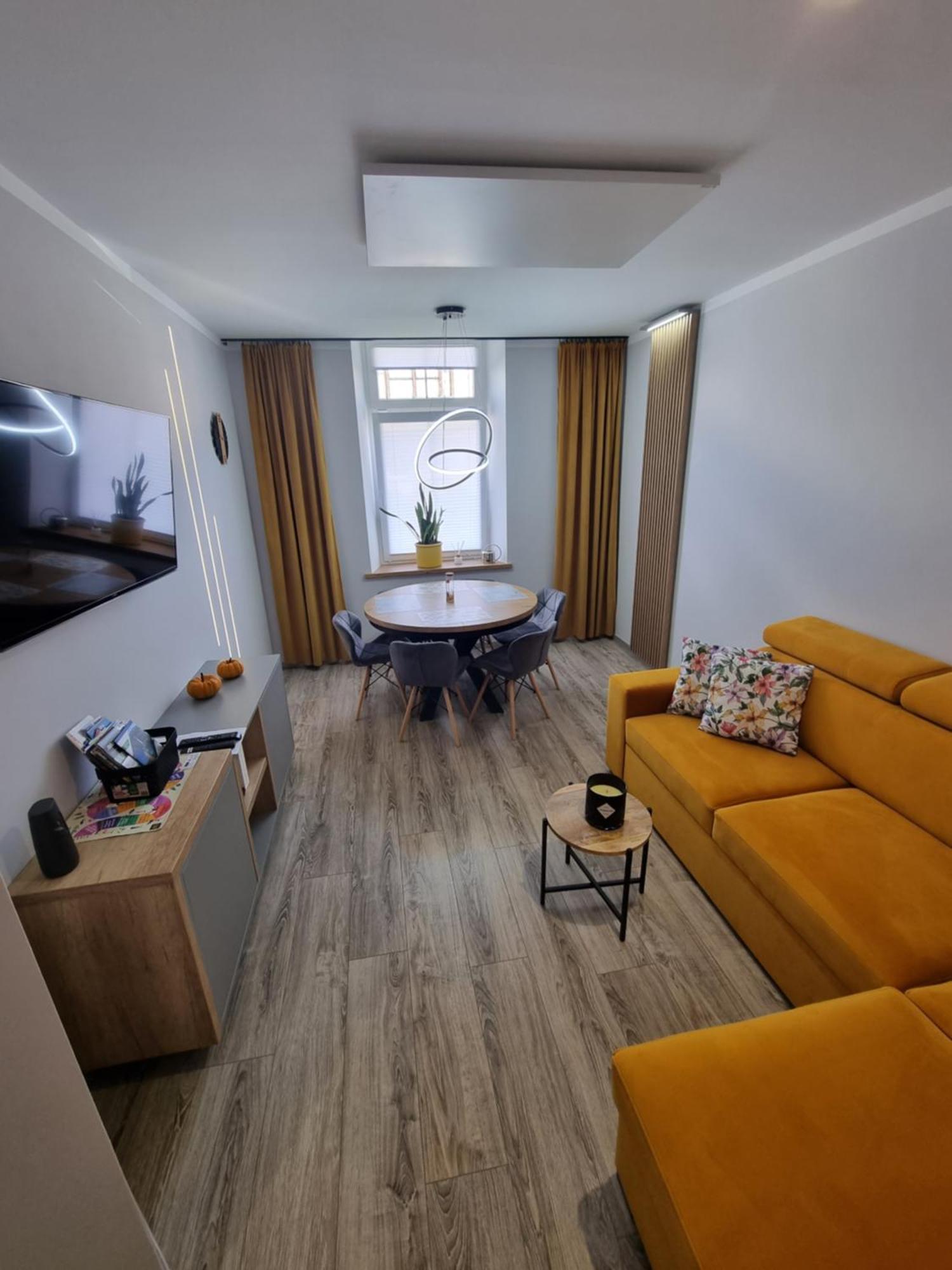 Apartament Lux Lemon Єленя-Ґура Екстер'єр фото