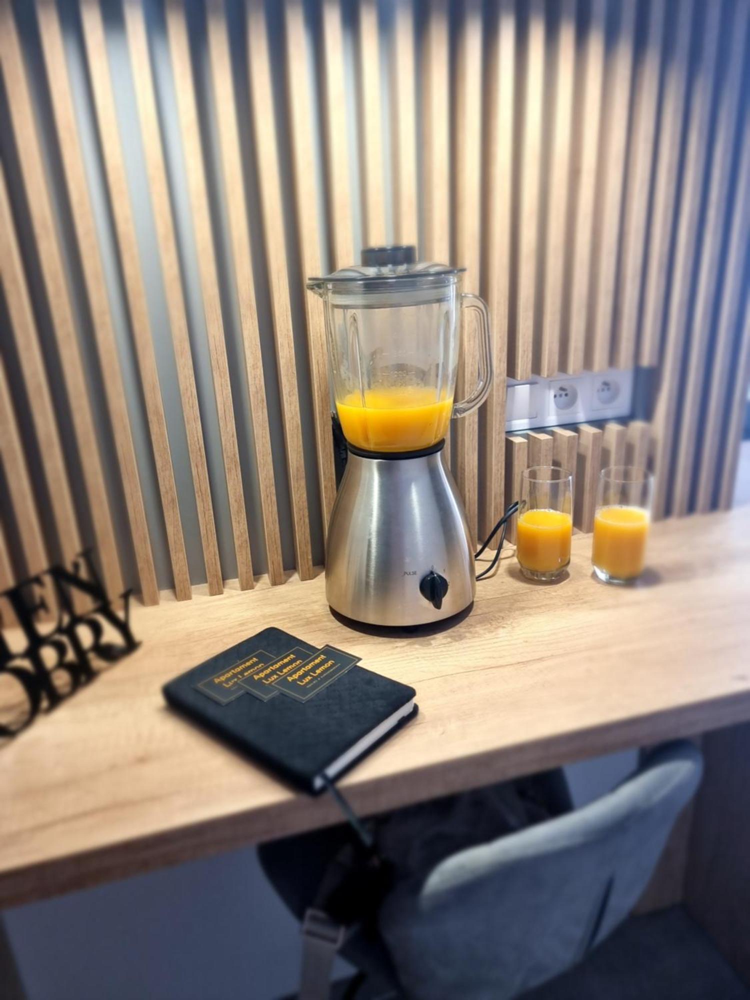 Apartament Lux Lemon Єленя-Ґура Екстер'єр фото